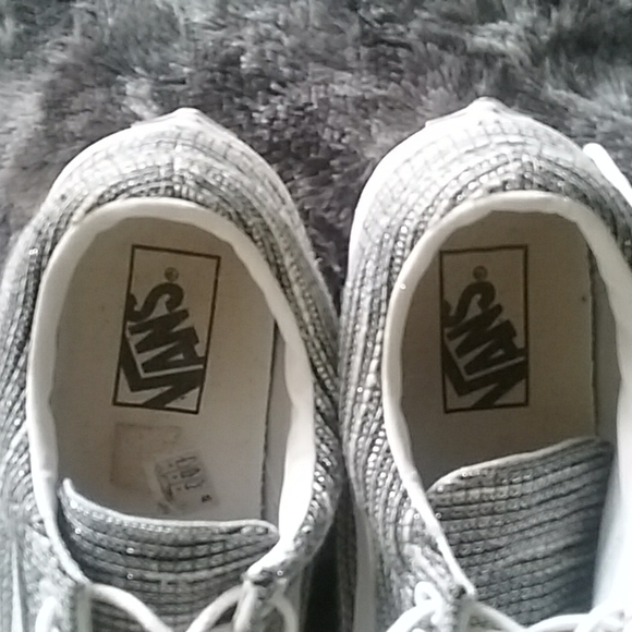 Vans Sneakers - Picture 6 of 8